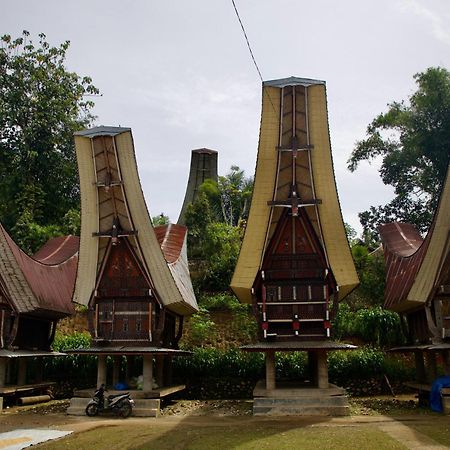 Authentique Homestay Rantepao Buitenkant foto